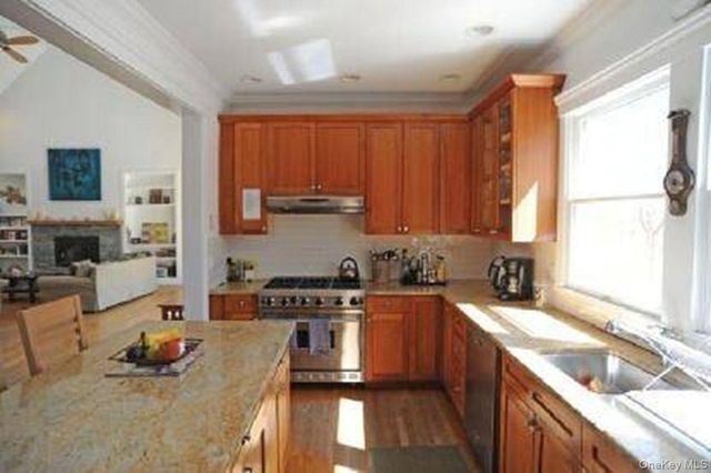 111 Merchants Path, Sagaponack, NY 11962