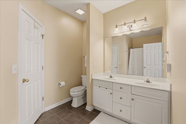 306 Normandy Cir, Nashville, TN 37209