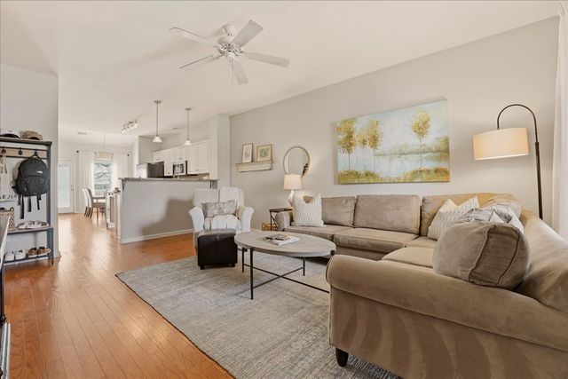 306 Normandy Cir, Nashville, TN 37209