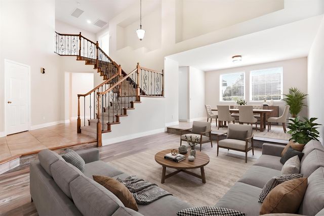 105 Dulverton Cir, Folsom, CA 95630