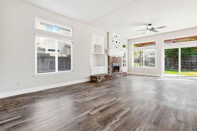 105 Dulverton Cir, Folsom, CA 95630