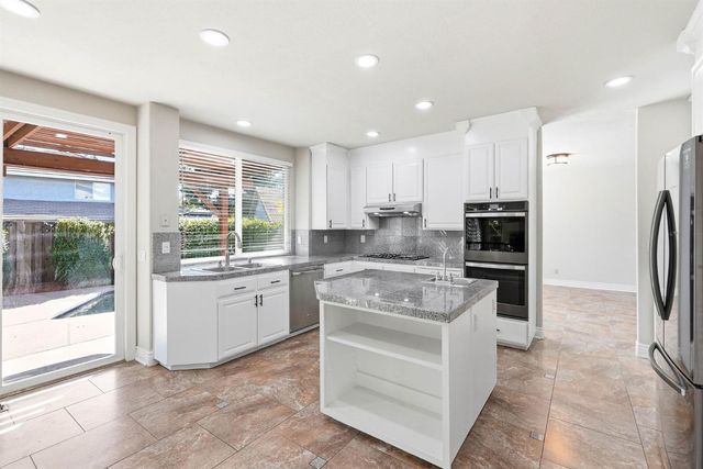 105 Dulverton Cir, Folsom, CA 95630
