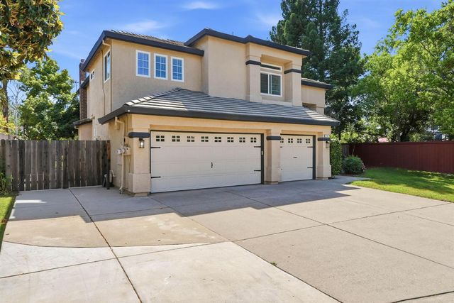 105 Dulverton Cir, Folsom, CA 95630