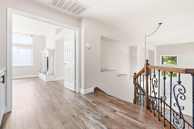 105 Dulverton Cir, Folsom, CA 95630