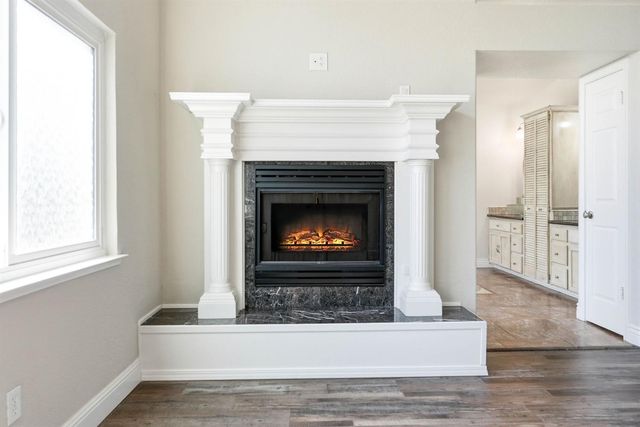 105 Dulverton Cir, Folsom, CA 95630