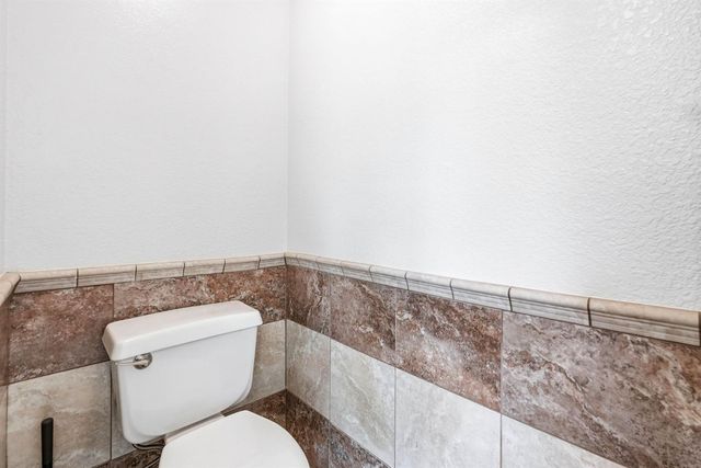 105 Dulverton Cir, Folsom, CA 95630