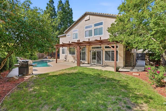 105 Dulverton Cir, Folsom, CA 95630