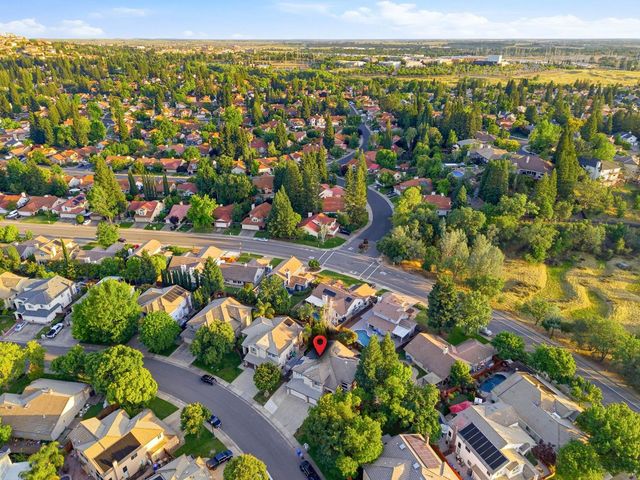 105 Dulverton Cir, Folsom, CA 95630