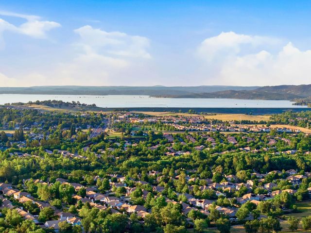 105 Dulverton Cir, Folsom, CA 95630