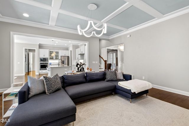 116 Crestview Road, Raleigh, NC 27609