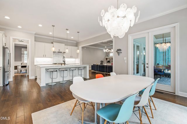 116 Crestview Road, Raleigh, NC 27609