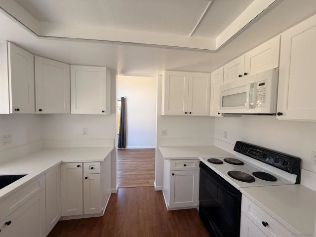 7538 Hawks Peak Way, San Diego, CA 92126