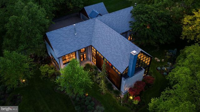 5828 STONEY HILL RD, New Hope, PA 18938