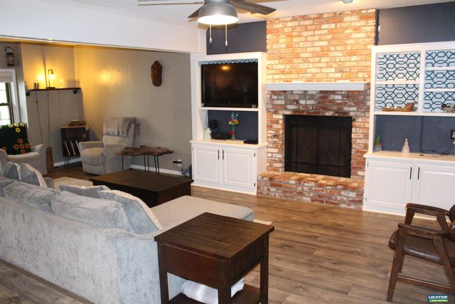 6121 Tennyson Circle, Lincoln, NE 68516