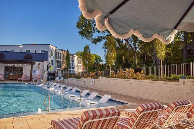 19020 Potts Park Lane C1, Davidson, NC 28036