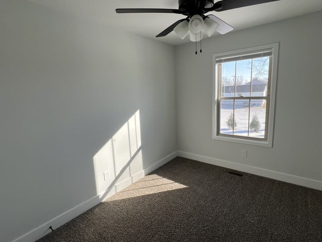 106 Adkins St, Clarksville, TN 37042