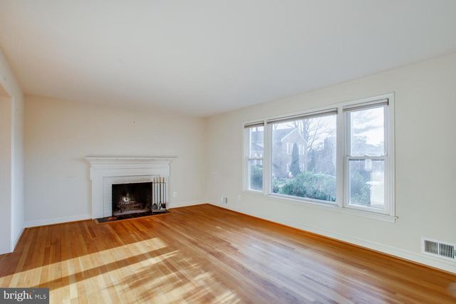 5000 TALBOIS PL, Alexandria, VA 22310