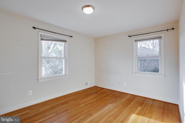 5000 TALBOIS PL, Alexandria, VA 22310