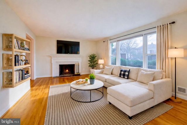 5000 TALBOIS PL, Alexandria, VA 22310