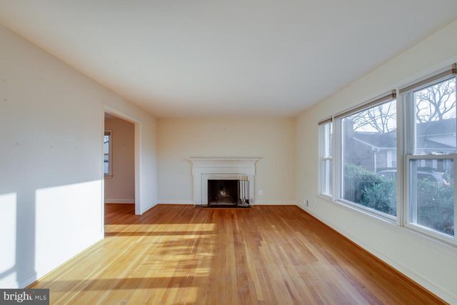5000 TALBOIS PL, Alexandria, VA 22310