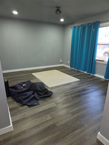 124 Foscue Street, Sulphur Springs, TX 75482