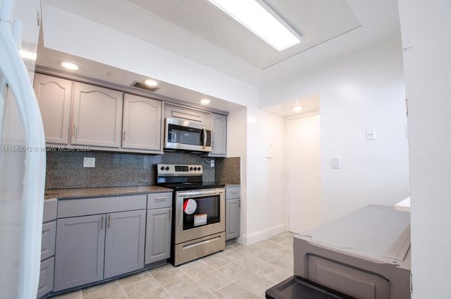2150 Sans Souci Blvd B305, North Miami, FL 33181
