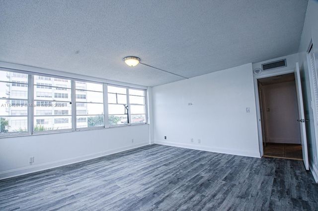 2150 Sans Souci Blvd B305, North Miami, FL 33181