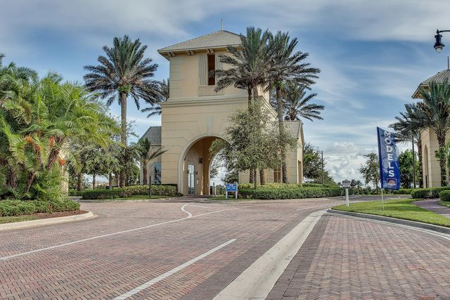 12773 SW Lake Fern Circle, Port St. Lucie, Port St Lucie, FL 34987