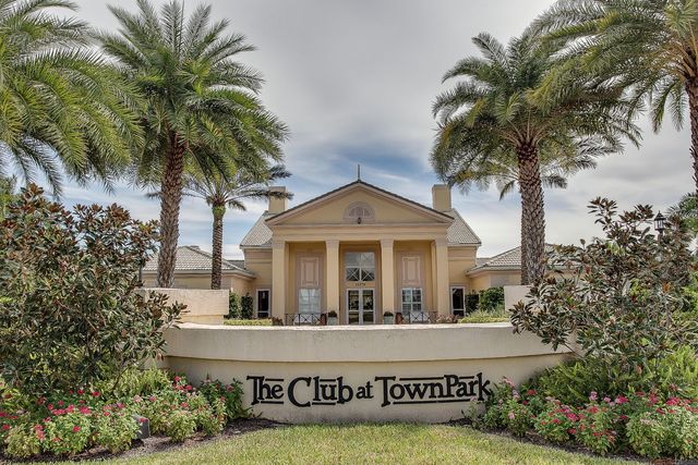 12773 SW Lake Fern Circle, Port St. Lucie, Port St Lucie, FL 34987