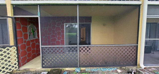 1509 Meadows Circle W, Boynton Beach, FL 33436