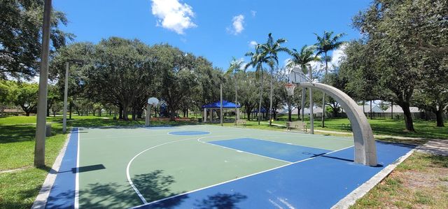 1509 Meadows Circle W, Boynton Beach, FL 33436