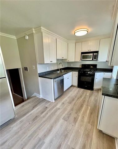 1320 Gabriel DR, Norfolk, VA 23502