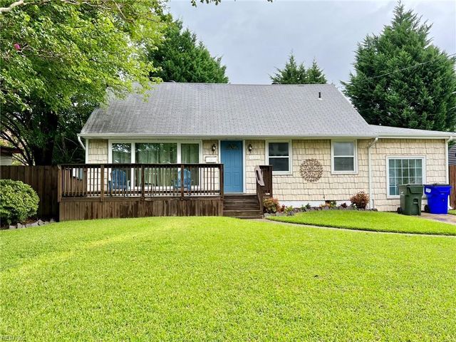 1320 Gabriel DR, Norfolk, VA 23502