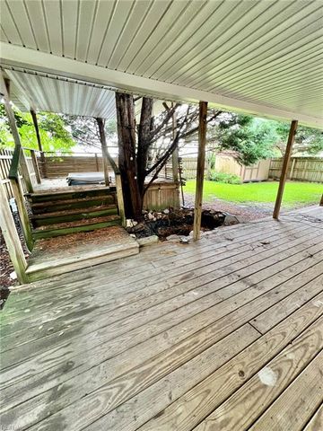 1320 Gabriel DR, Norfolk, VA 23502