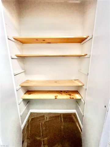 1320 Gabriel DR, Norfolk, VA 23502