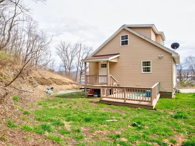 116 Riverview Ave, Aliquippa, PA 15001