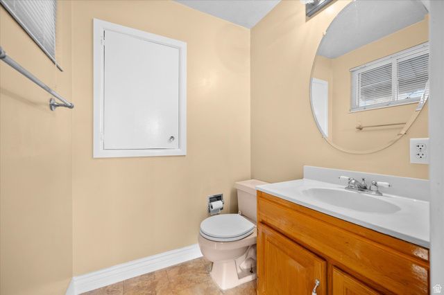 975 N GARNET ST, Layton, UT 84041