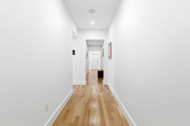 34 Heath St 3, Somerville, MA 02145