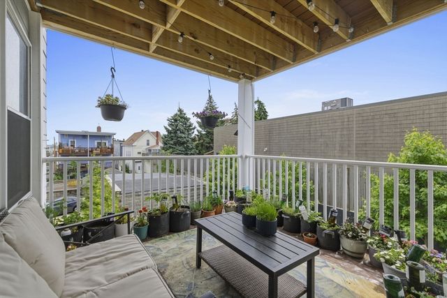 34 Heath St 3, Somerville, MA 02145
