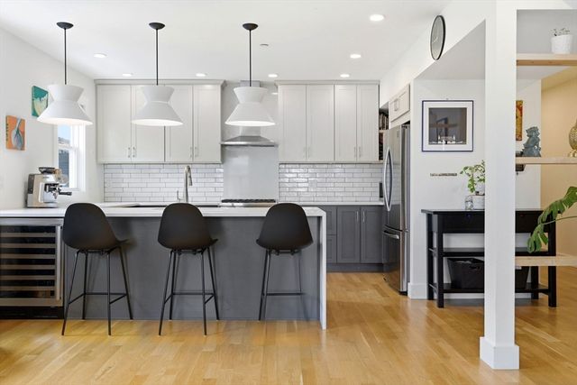 34 Heath St 3, Somerville, MA 02145