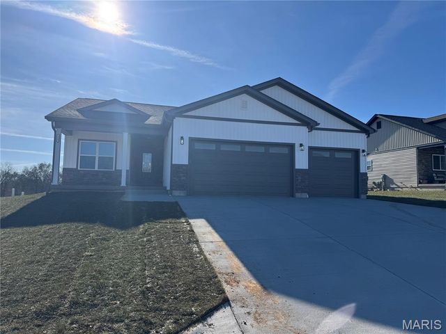 726 Deerfield Lane, Farmington, MO 63640