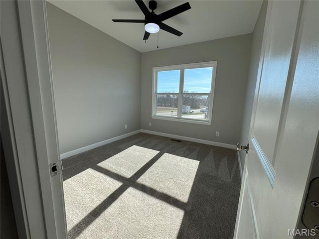 726 Deerfield Lane, Farmington, MO 63640