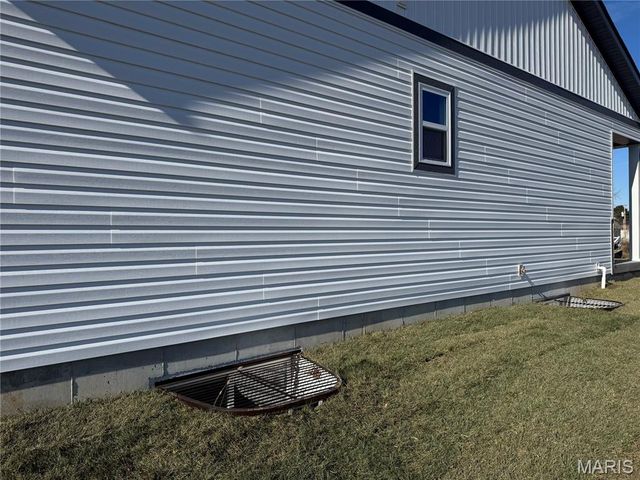 726 Deerfield Lane, Farmington, MO 63640