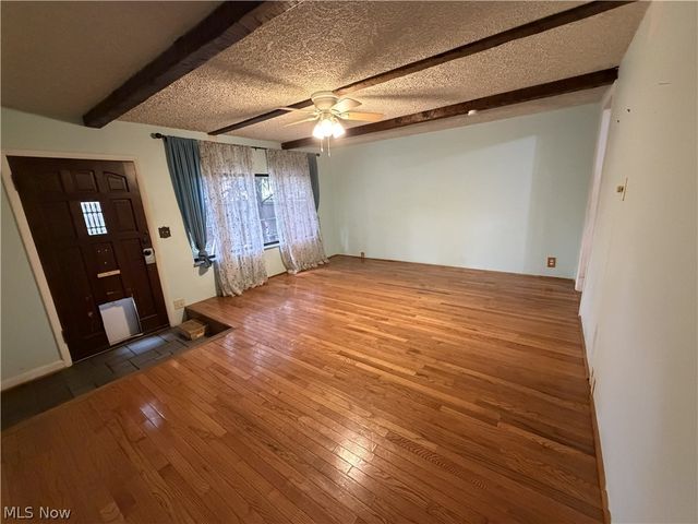 953 Lakeview Drive, Parkersburg, WV 26104