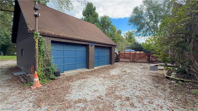953 Lakeview Drive, Parkersburg, WV 26104