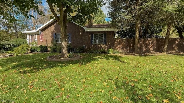 953 Lakeview Drive, Parkersburg, WV 26104