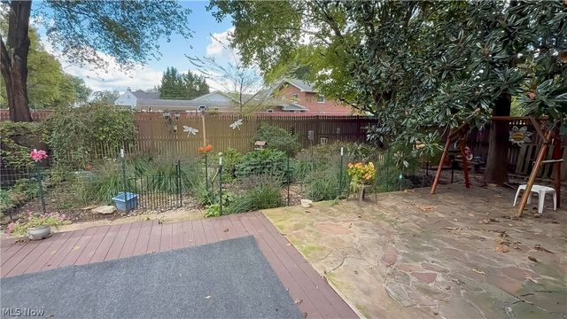 953 Lakeview Drive, Parkersburg, WV 26104