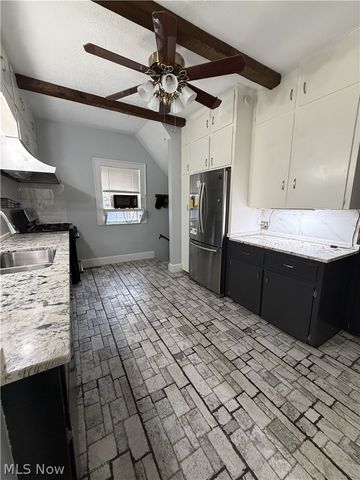 953 Lakeview Drive, Parkersburg, WV 26104