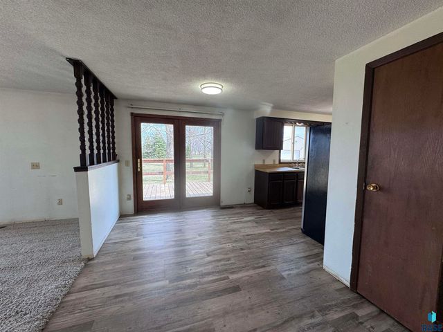 46535 280th St Street, Lennox, SD 57039