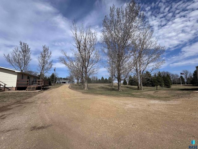 46535 280th St Street, Lennox, SD 57039